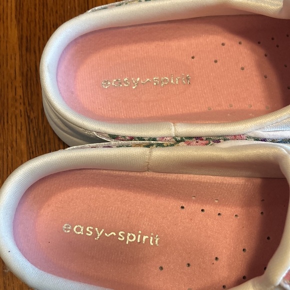 🌸NWOT EASY SPIRIT Traveltime Clog - size womens 6.5 M - Picture 8 of 16